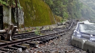 JR肥薩線「八代～人吉間」鉄道での復旧を目指す