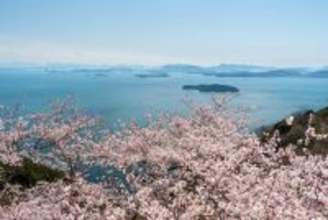 桜色の電車で行きたい、岡山屈指のお花見スポット5選と「扇形機関庫」を巡る春の鉄道旅、2026岡山の桜は3/27前後の開花予想！