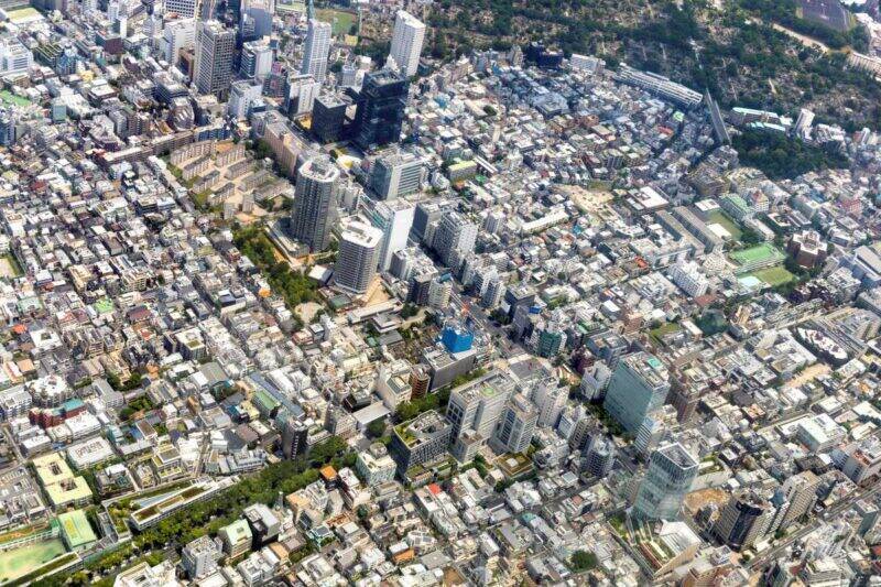 【表参道･外苑前】都会の真ん中に1haの「森」が出現、青山最大級の超高層ビル！東京建物･東急不･URらが仕掛ける地上38階の巨大複合施設