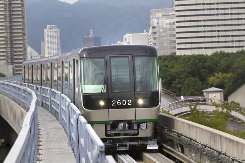 神戸空港へ行くなら今！ ポートライナー延伸20周年イベント詳報。スカイマーク装飾車両や「エキタグ」スタンプラリーで旅をもっと楽しく