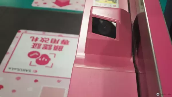 「東武池袋駅に導入されたウォークスルー型「顔認証改札」を見る　低コストで「顔パス」実装」の画像