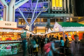 福岡各地で「クリスマスアドベント2026」博多駅前･天神などで順次開幕、無料のサーカスや小倉城そばのマーケットも！期間･最寄り駅など