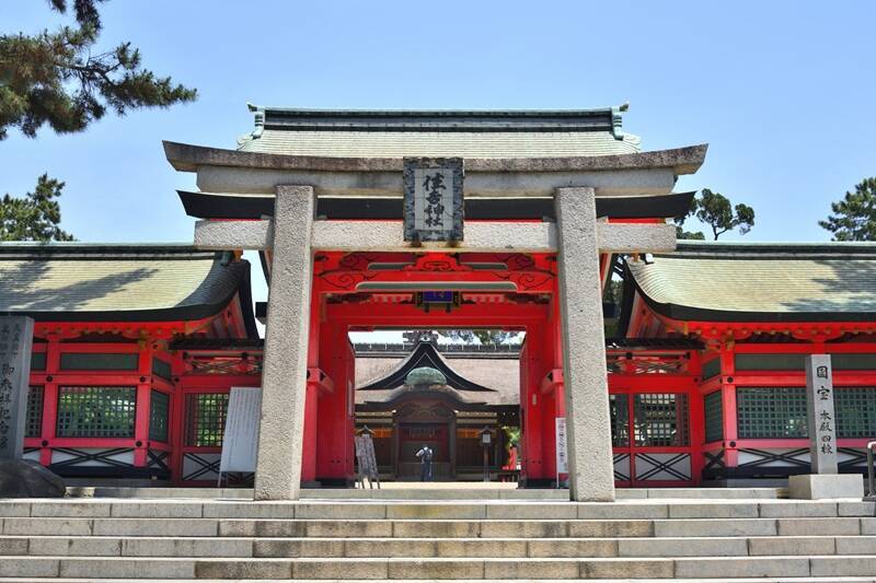 2026年初詣【大阪の午年パワースポット5選】住吉大社の白馬神事や阿倍野の並べて完成1000体限定の飾馬御朱印など！商売繁盛祈願を