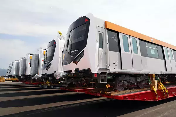川崎汽船　カイロ向け鉄道車両輸送見学会を開催　High ＆ Heavy 貨物輸送現場をメディア初公開