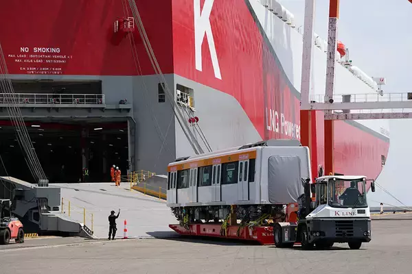 「川崎汽船　カイロ向け鉄道車両輸送見学会を開催　High ＆ Heavy 貨物輸送現場をメディア初公開」の画像