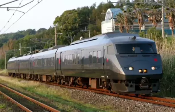 「【九州新幹線15周年】3/12運行の特別臨時列車「さくら420号」に乗れるかも！くまモン登場の出発式や博多駅マルシェ、深夜増発情報を公開」の画像