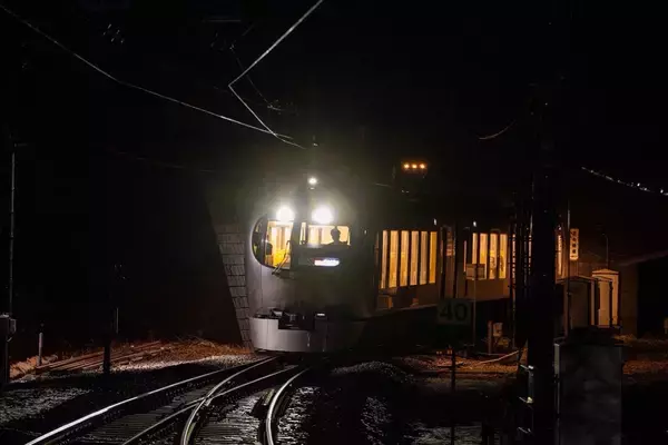 【2026年11月】池袋0時発、「夜行」の臨時列車ラビューで秩父の星空と雲海を見に行く絶景ツアー