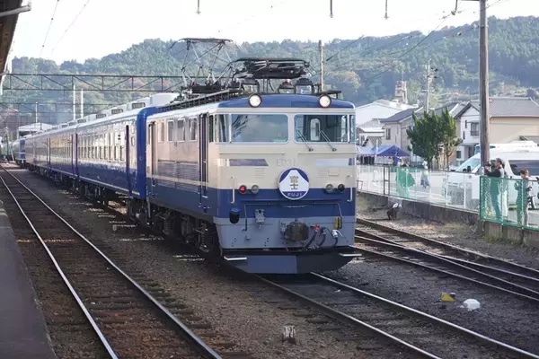 ブルトレ風ELが12系客車や旧型客車をけん引　大鉄に年明け１月13日から「ブルトレ急行」が再登場