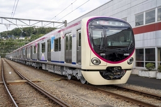 京王「新型2000系」2編成を増備、京王新宿駅と多摩川駅の駅改良工事や井の頭線の自動運転実証、AI活用も推進、2026年度設備投資438億円