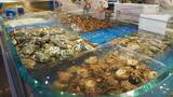 「【東京最大級】タラバガニや鮑、牡蠣……高級食材食べ放題の海鮮ビュッフェが登場！パフォーマンスにも力を入れる『銀座四海』で楽しいランチを【銀座一丁目駅徒歩1分】」の画像4