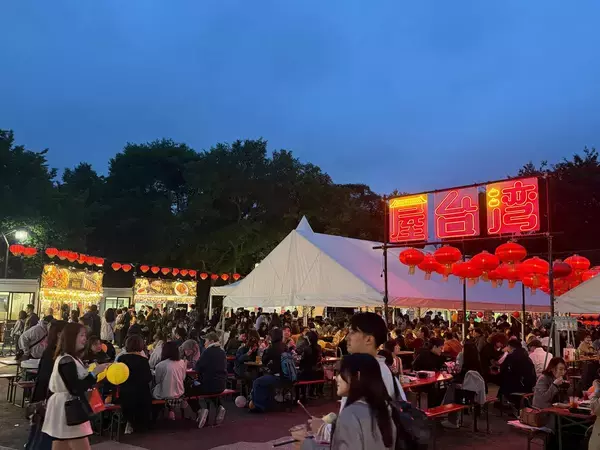 【初開催】日比谷公園で「屋台湾フェス2026」9月3日～6日開催！幻想的なスカイランタンを楽しみながら、熱々の大雞排とひんやり台湾かき氷で至福のひととき