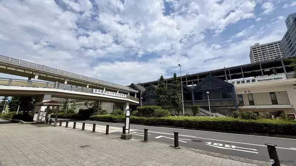 「ディズニー前泊・後泊ならここ！星野リゾート「1955東京ベイ」が子連れや夕食難民を救う5つの理由 無料バス＆24時間サービスで混雑回避」の画像