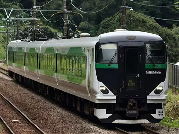 「宿なし・渋滞なしで長岡花火＆大曲の花火へ！ JR東日本が「夜行団体臨時列車」ツアーを発売、ムーンライトえちご彷彿のE257系新潟行きも」の画像