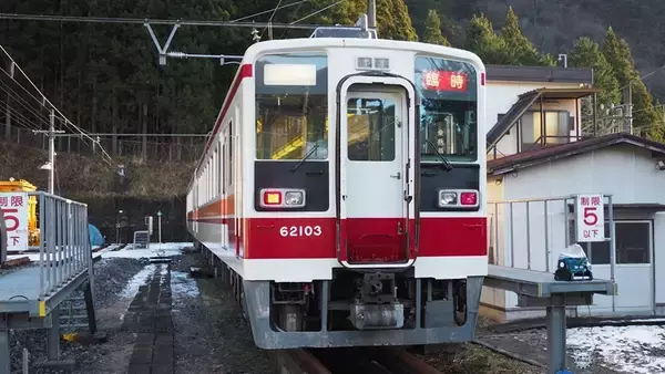 野岩鉄道、現役最後の6050型が深夜に集結！4/18限定「2並び撮影会＆減灯仮眠ツアー」、18歳以上限定、全駅撮影タイム付き
