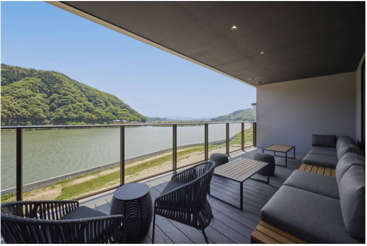 【兵庫・城崎温泉】円山川を望む「Rakuten STAY TERRACE 城崎リバーサイド」がオープン！全室テラス＆自家源泉の客室風呂付き