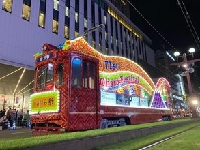 鹿児島市電の花電車「花3号」が “おはら祭” に向け巡回【2026運行時刻表】祭りの見どころや走行ルート･ダイヤまとめ