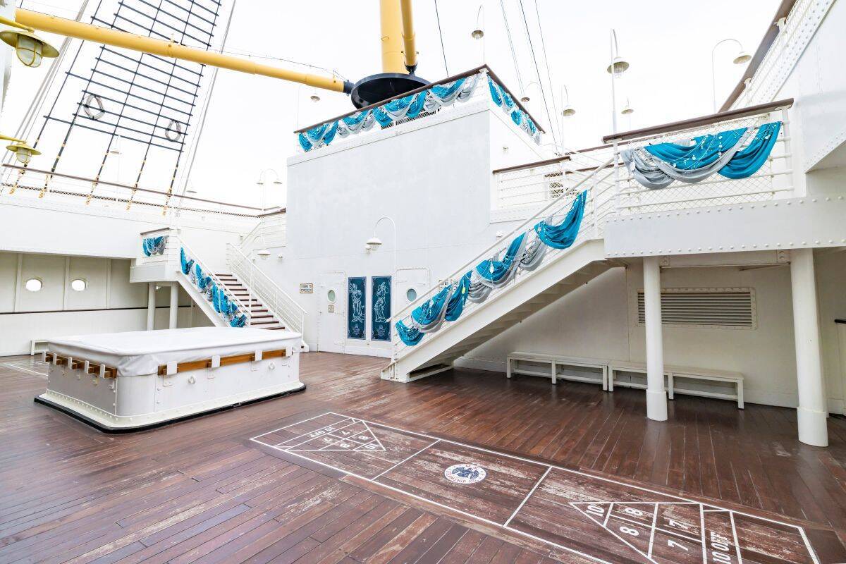 東京ディズニーシー25周年「スパークリング・ジュビリー」開始！新しい水上ショーや夜のプロジェクションなど見どころを解説･2027年3月まで