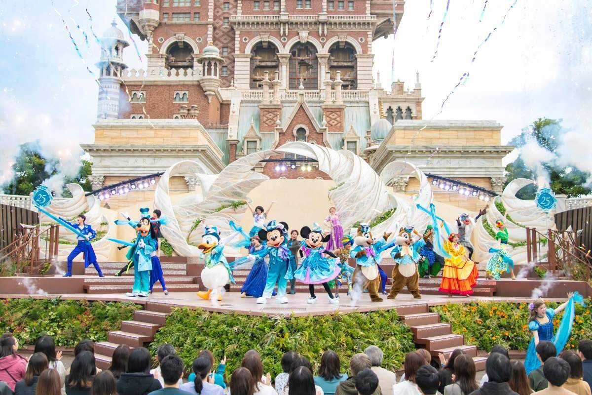 東京ディズニーシー25周年「スパークリング・ジュビリー」開始！新しい水上ショーや夜のプロジェクションなど見どころを解説･2027年3月まで