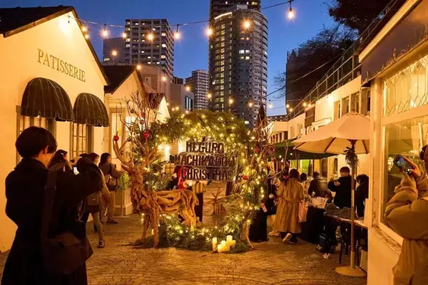 「首都圏【クリスマスマーケット10選】神宮外苑･横浜･丸の内･･！装飾やグルメを楽しむ人気イベント 開催期間･アクセス等まとめ(2025年版)」の画像