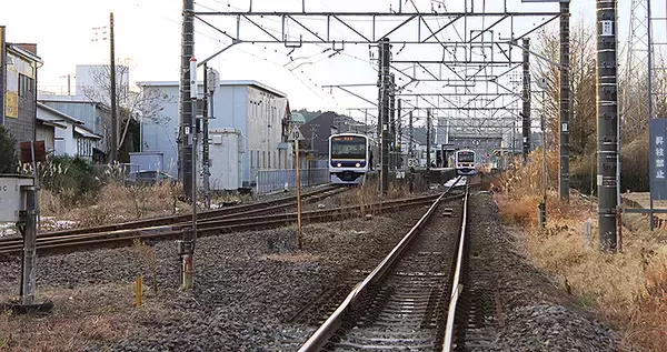 「千葉でめずらしい0番線、戦火で42人が命を落とした史実＿成東駅の夕景」の画像