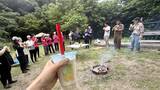 「【京急の社有林に潜入】三浦半島「みうらの森林（もり）」でゴンチャが茶畑づくり!? 駅ベンチやアオリイカの産卵床へ繋がる、鉄道会社の知られざる環境保全活動」の画像24