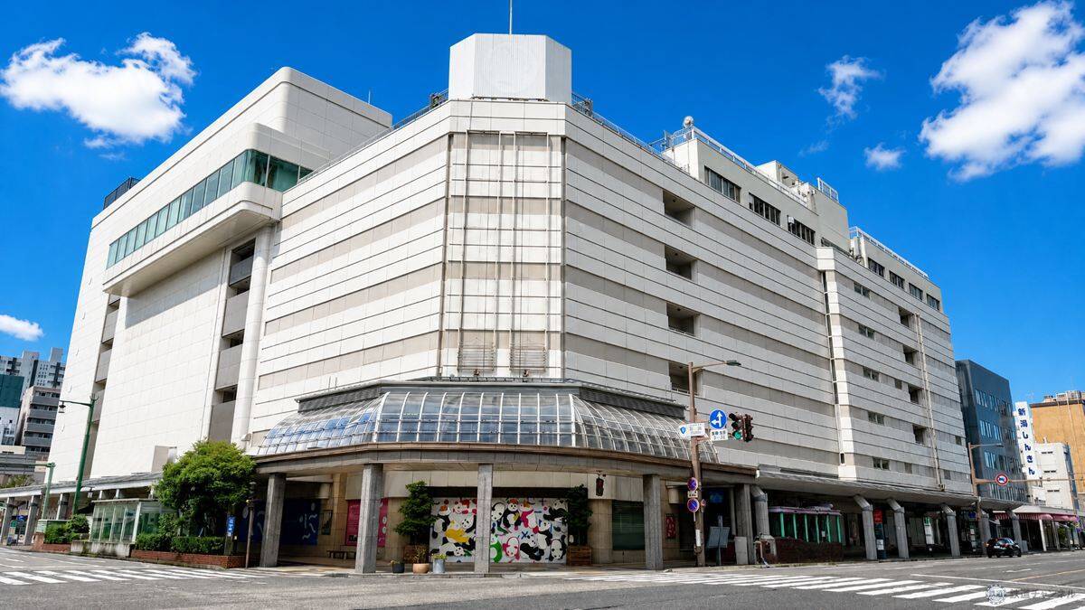 【2026年最新】新潟駅の再開発はいつ完成？ 万代広場全面完成から「にいがた2キロ」・古町再開発、バスタ新潟構想まで徹底解説！