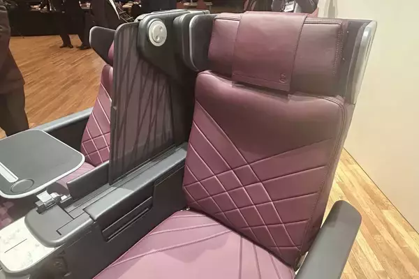 「JAL国内線 “大リニューアル”！ 新機材B737-8で 地方路線にファーストクラス拡大！ 新機内食“お弁当”試食 や 新JALアプリなどをレポート」の画像