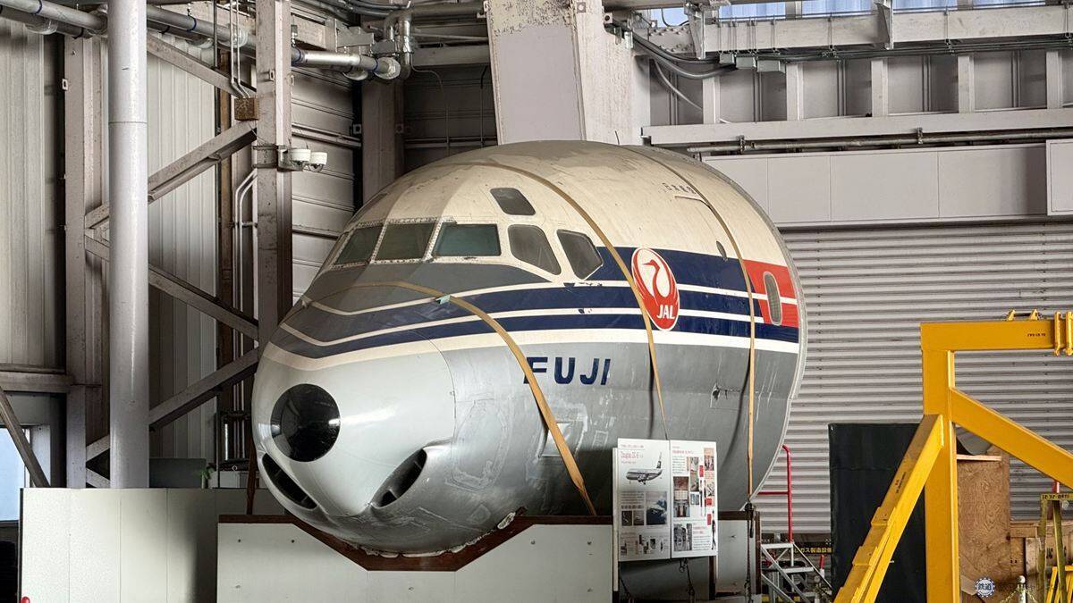 【8月1日スタート】JAL工場見学が進化！ 万博で話題の「空飛ぶクルマ」体験が常設化!? 期間限定の歴代制服仮想試着体験もレポート