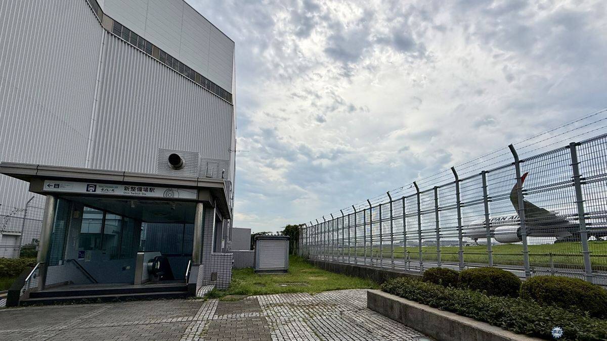 【8月1日スタート】JAL工場見学が進化！ 万博で話題の「空飛ぶクルマ」体験が常設化!? 期間限定の歴代制服仮想試着体験もレポート