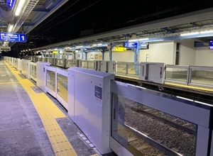 京急のホームドア整備が急加速！2026年度は京急久里浜･八丁畷･大鳥居など過去最多12駅、運用開始時期＆羽田空港第3ターミナル駅の更新まとめ