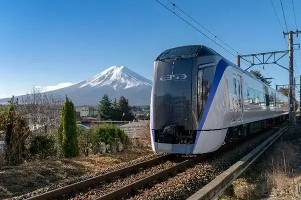 中央線直通特急「富士回遊」が毎日4往復に！普通列車も増便　富士急行線3月16日ダイヤ改正