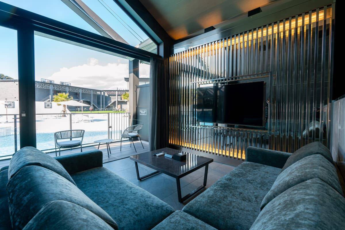 大阪から快適アクセス！白浜のオールインクルーシブホテル「FIVE SPRING RESORT THE SHIRAHAMA」がミシュランガイド2025に掲載