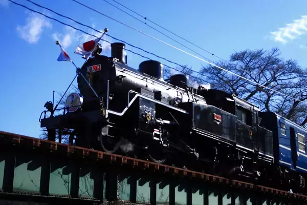 【大井川鐵道】着るだけでトーマス号もSL・ELも乗れる「フリーきっぷTシャツ」8月6日より受注販売
