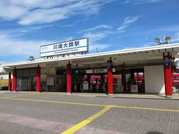 「初詣の習慣は鉄道が生んだ？大晦日は『ブラタモリ』川崎大師編を一挙再放送！京急線のルーツを辿り、廃線跡の工場にタモリさんも大興奮」の画像