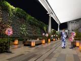 「【東京駅】八重洲口できらめく花火のプロジェクションマッピング！夏の風物詩イベント「宵路灯籠2026」8/28から開催　週末限定でシンカンセンスゴイカタイアイス屋台も」の画像4