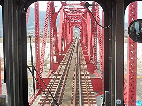 「赤い鉄橋」復活から３年　上田電鉄の現状と針路は　市民フォーラムで考える（長野県上田市）【コラム】