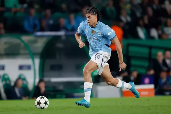 「数少ないポジティブな話題」 最終ラインに怪我人続出のシティ。ペップは2試合連続フル出場のシンプソン・ピュゼーを称賛