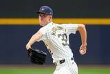 「MLBに現れた異次元の怪物投手ミジオロウスキー　平均166キロ＆最速173キロの衝撃、左打者の被打率はわずか.117　ペドロ・マルティネス級の歴史的シーズンへ」の画像1