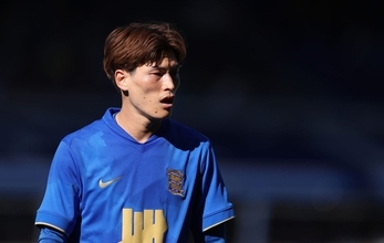 「彼は試合に出るたび1回はこんなミスを」　決定機を逃した古橋、イングランド2部で“17戦0ゴール”と続く苦戦