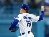 「大谷翔平はまさかの10位……山本由伸は4位！　米メディアが選出した「MLB最強先発投手トップ10」に日本勢2人」の画像1