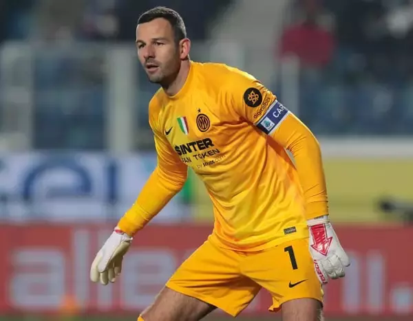 夏にオナナ加入でもインテルの守護神は変わらない？　頼もしすぎる37歳の大ベテラン