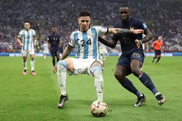 元フランス代表FWはどうしてもアルゼンチンが許せない　人種差別とも取れる昨年の問題チャントから抱いたアルゼンチンへの怒り「彼らに対して強い憎しみを」