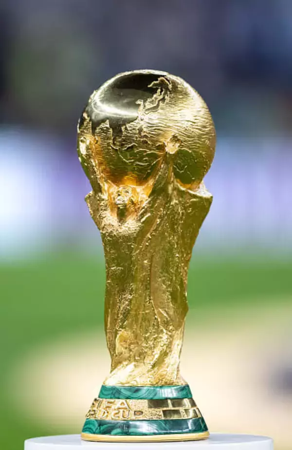優勝しても持ち帰れない？　W杯トロフィーに隠された意外な事実　犬が発見、盗難にも遭った波乱の歴史