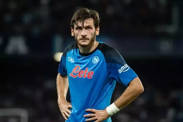 W杯も終わって再び“ナポリ大旋風”の時間だ　「クワラツヘリアのインパクトはロナウドに似ている」