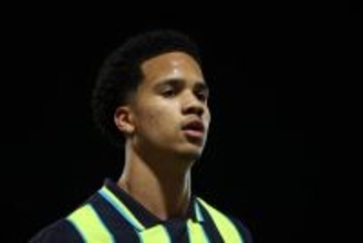 シティはトップチームでの経験を優先か　ペップも高く評価する18歳MF獲得へセルティックが半年間のレンタル移籍を提案も拒否