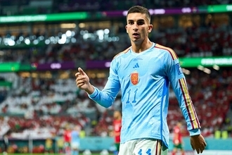 アーセナルが1月に新たなウインガーの補強を画策？　ターゲットとなるのはバルセロナで悩む若き逸材