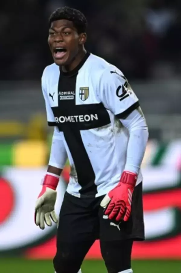 好セーブ連発でサポーターも認める活躍した鈴木彩艶　パルマの12月の月間MVPに選出