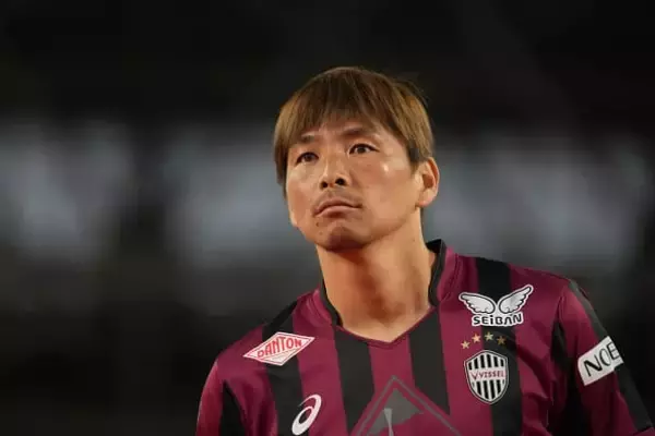 元日本代表MF乾貴士がJ2磐田へ完全移籍！　秋葉監督と再会「ジュビロ磐田が本来いるべき場所である『J1』の舞台に戻るために……」