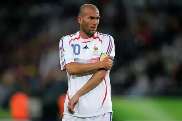 W杯決勝でパネンカを選択する異次元のメンタル　2006W杯でブッフォン相手にパネンカ決めたジダンは何を考えていたのか「ミスをするか成功するかは問題じゃない」