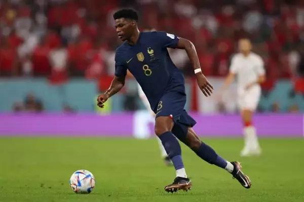 カゼミロの次はカンテの穴を埋める男　フランス“中盤の番人”となったチュアメニの成長速度が恐ろしい